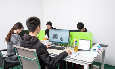 辣椒醬灌裝旋蓋生產(chǎn)線,香菇醬灌裝機(jī)